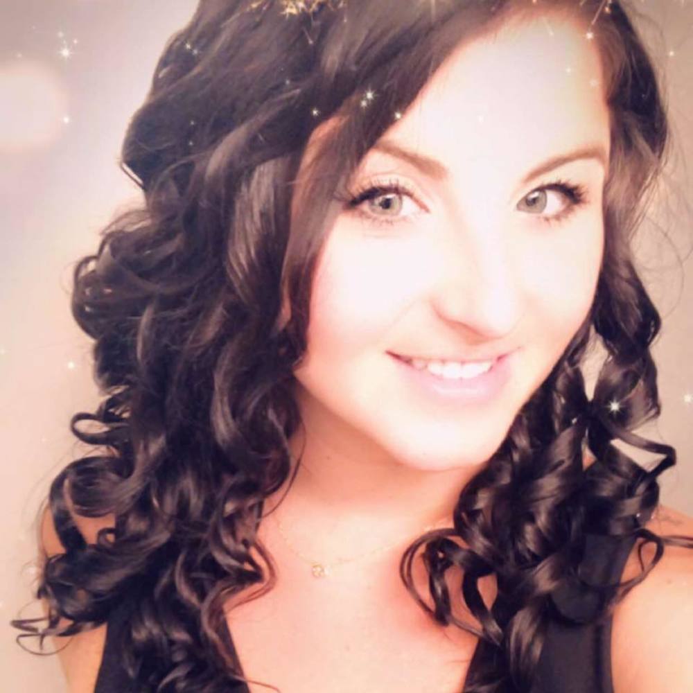 Meet your Posher, Joele